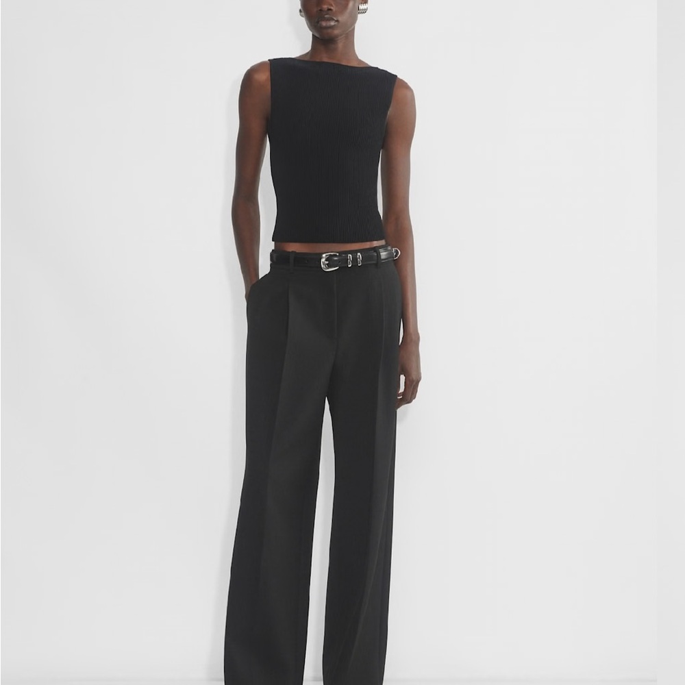 Babaton Sculpt Knit Leading Top